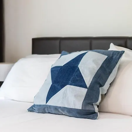 Apartment Luminoso, Ascensor, Tranquilo, Centro De Bilbao