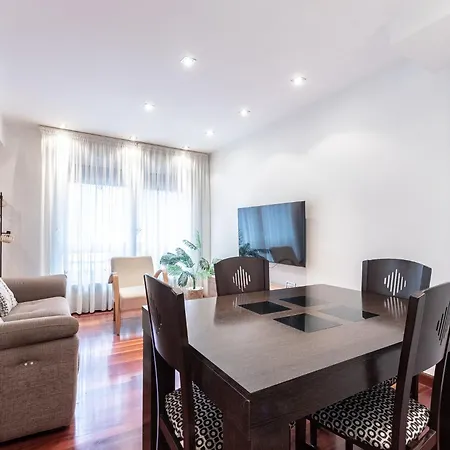 Apartmán Luminoso, Ascensor, Tranquilo, Centro De *